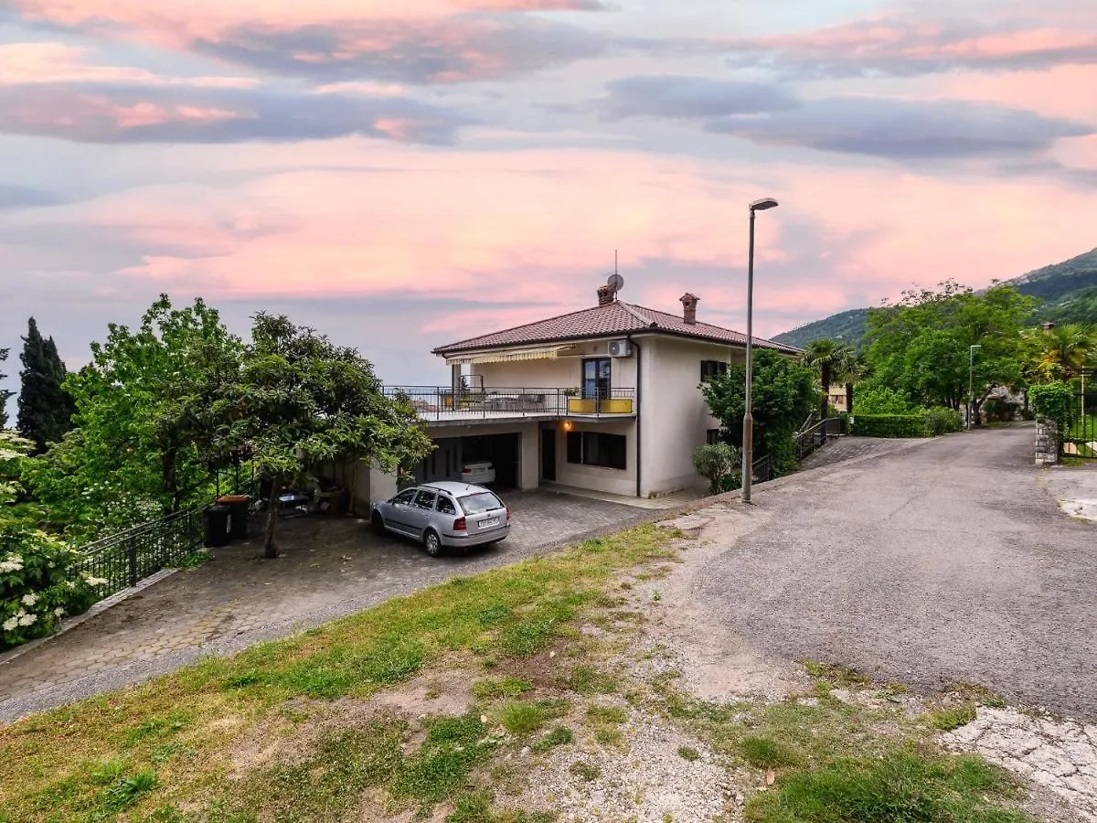 Apartments Vilma Laurana 0*,  Croazia